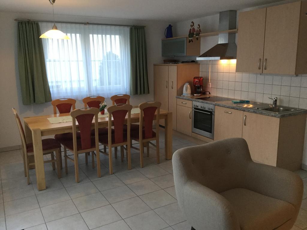 Apartament Haus Mondelli Saas-Almagell Zewnętrze zdjęcie